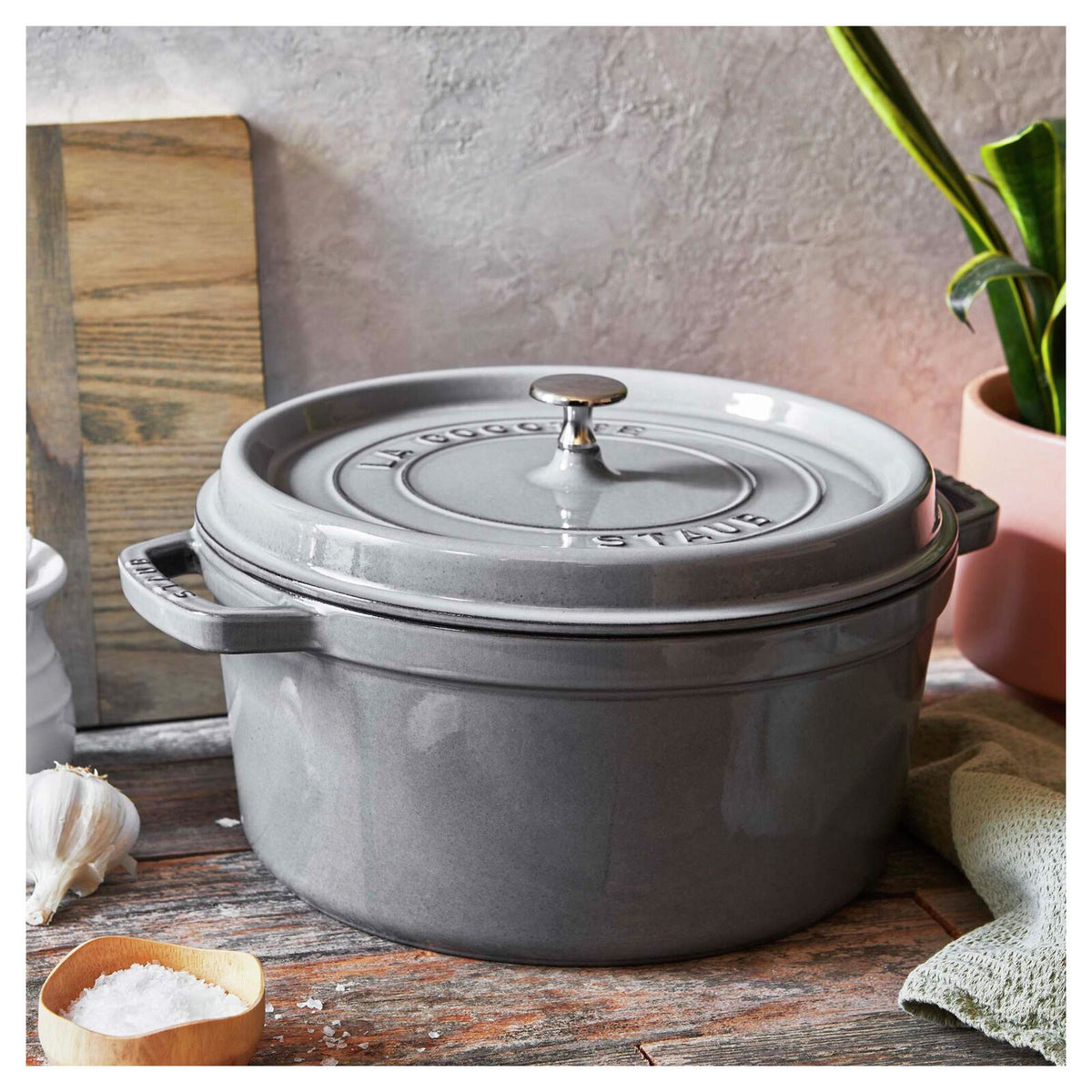 STAUB - Cast Iron Round Dutch Oven Cocotte Pot (灰色) 圓形鑄鐵鍋 法國製造廚具【平行進口】